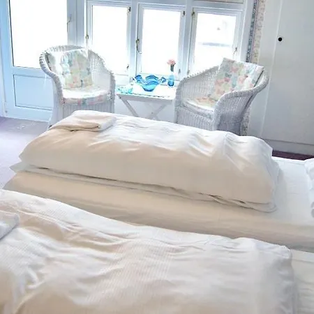 Kallehavegaard Hotel 2*